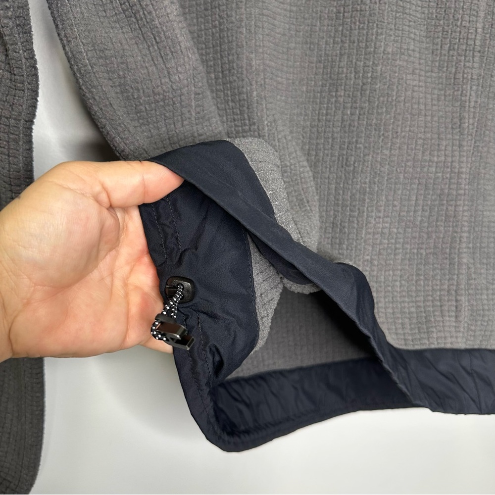 Rapha Men’s Gray 1/2 Zip Explore Technical Pullov… - image 5